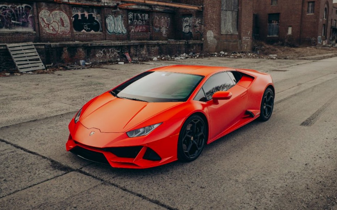 Lamborghini Huracán Evo · Red rental in NYC